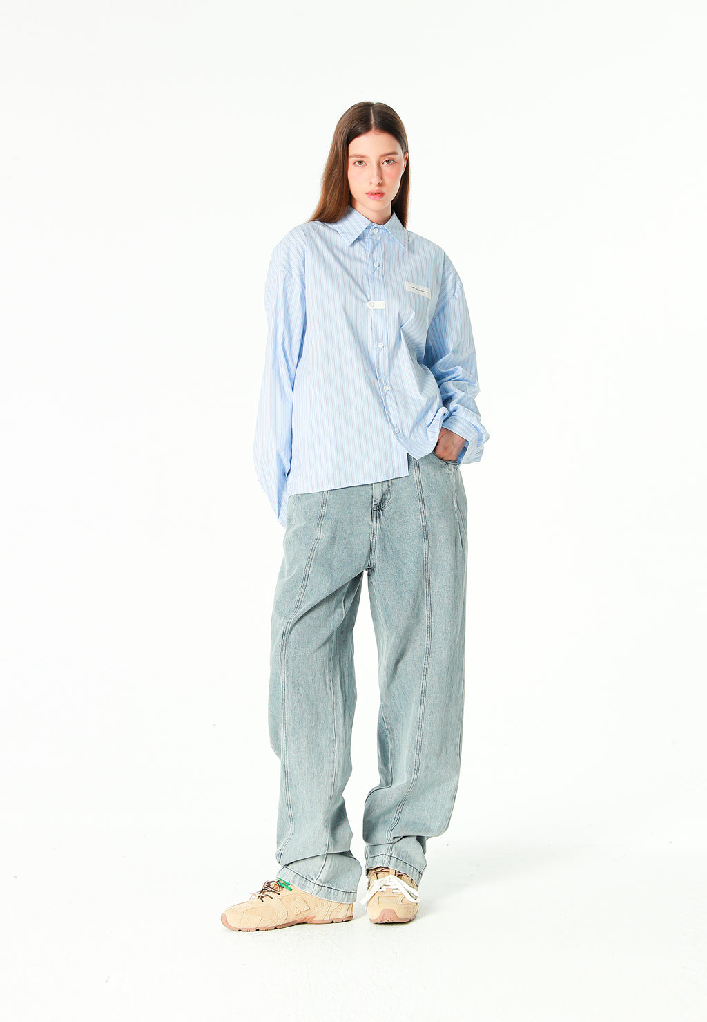 Camisa corta con bolsillos laterales y cierre chino | MWM [PS_COLORS:BLUE]