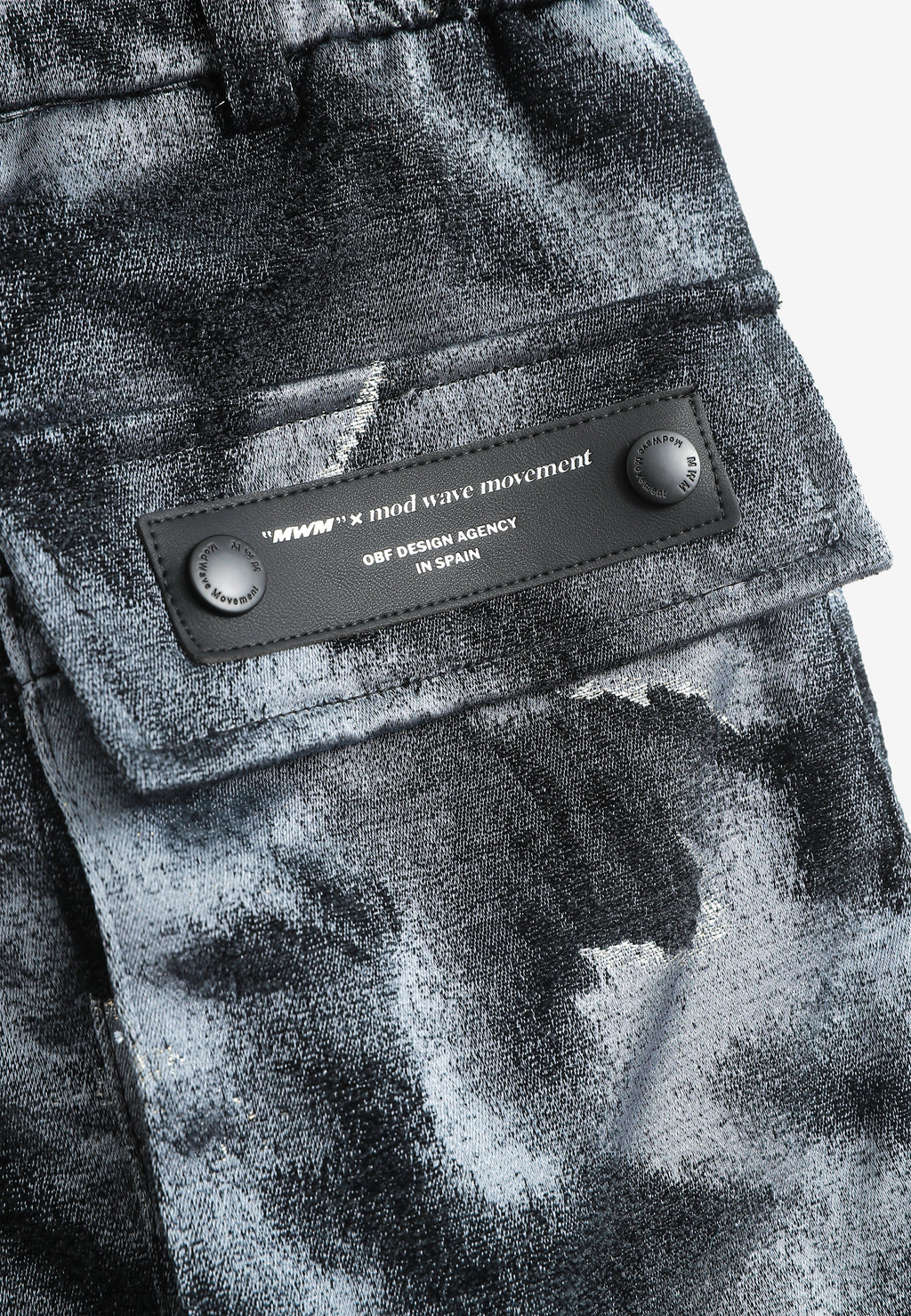 Minifalda jacquard de chenilla con brillo, cremallera y bolsillos frontales | MWM [PS_COLORS:BLACK]