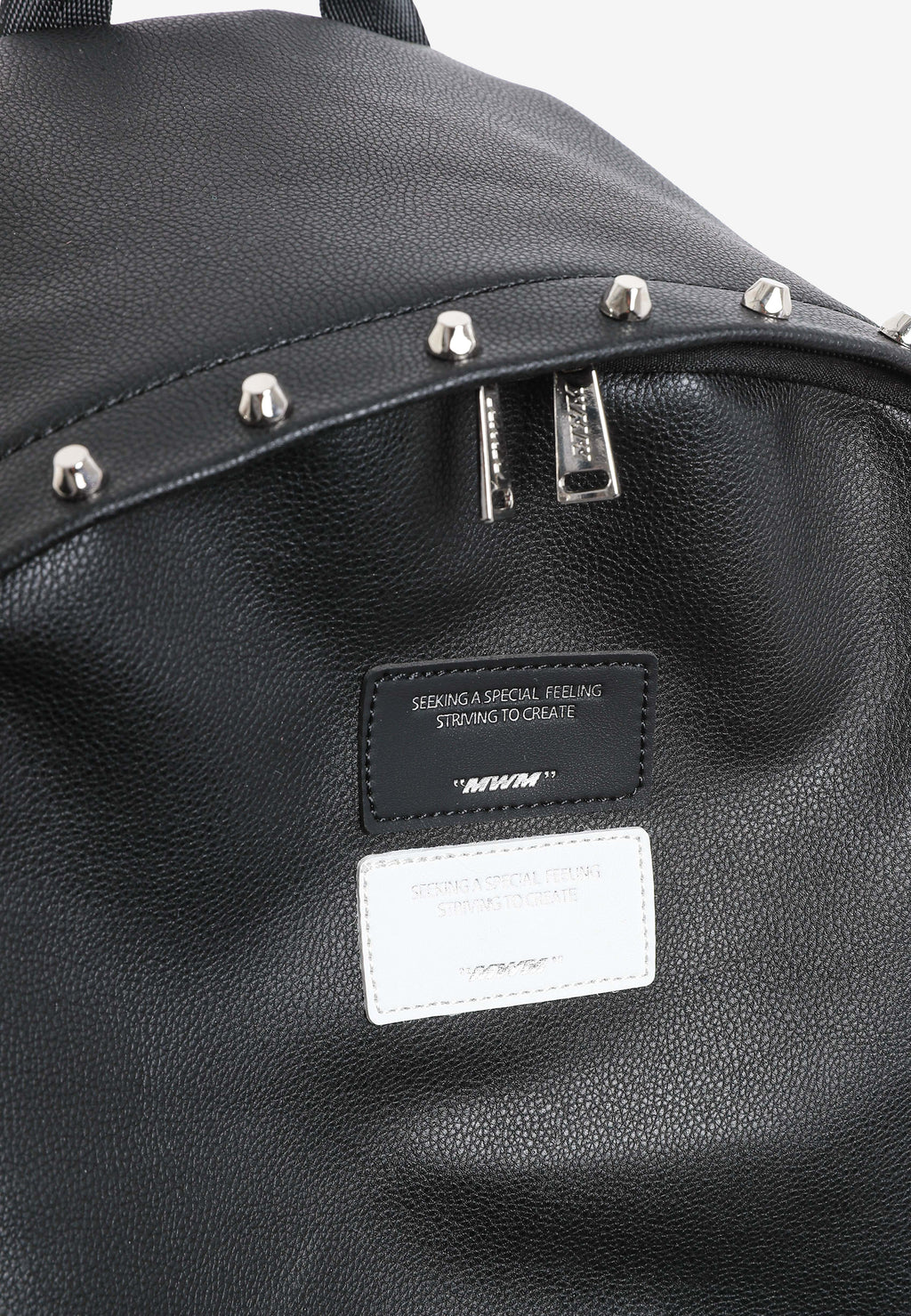 Mochila con tachuelas | MWM [PS_COLORS:BLACK]