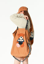 Bolso shopper con parche de oso Teddy y bandolera | MWM [PS_COLORS:CAMEL]