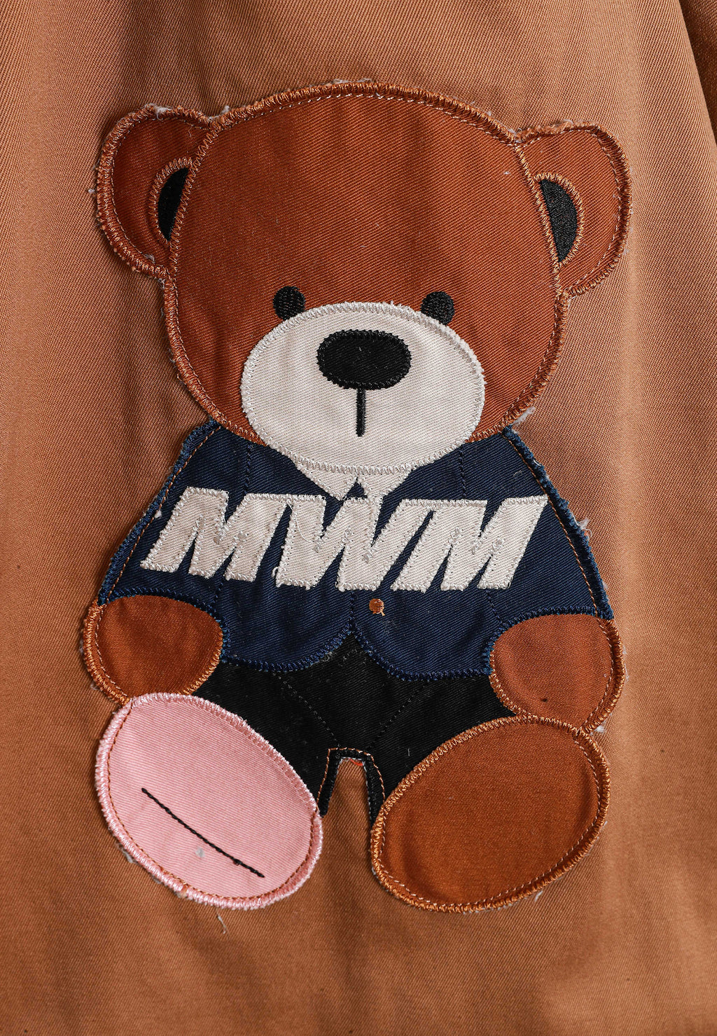 Bolso shopper con parche de oso Teddy y bandolera | MWM [PS_COLORS:CAMEL]