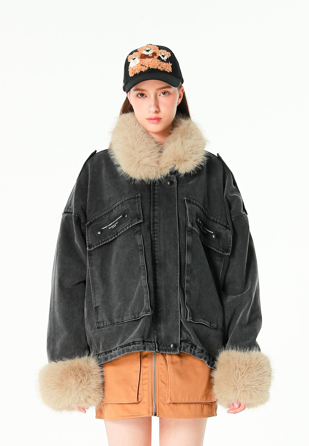 Gorra con osos Teddy de pelo en el frontal | MWM [PS_COLORS:BLACK]