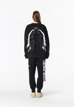 Sudadera Wings de corte relajado con estrellas frontales y doble parche de alas en la espalda | MWM [PS_COLORS:BLACK]