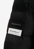 Abrigo puffer técnico con multibolsillos, cuello alto y forro térmico extraíble | MWM [PS_COLORS:BLACK]