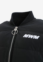 Chaqueta bomber vaquera con grandes bolsillos frontales y botones MWM en las mangas | MWM [PS_COLORS:BLACK]