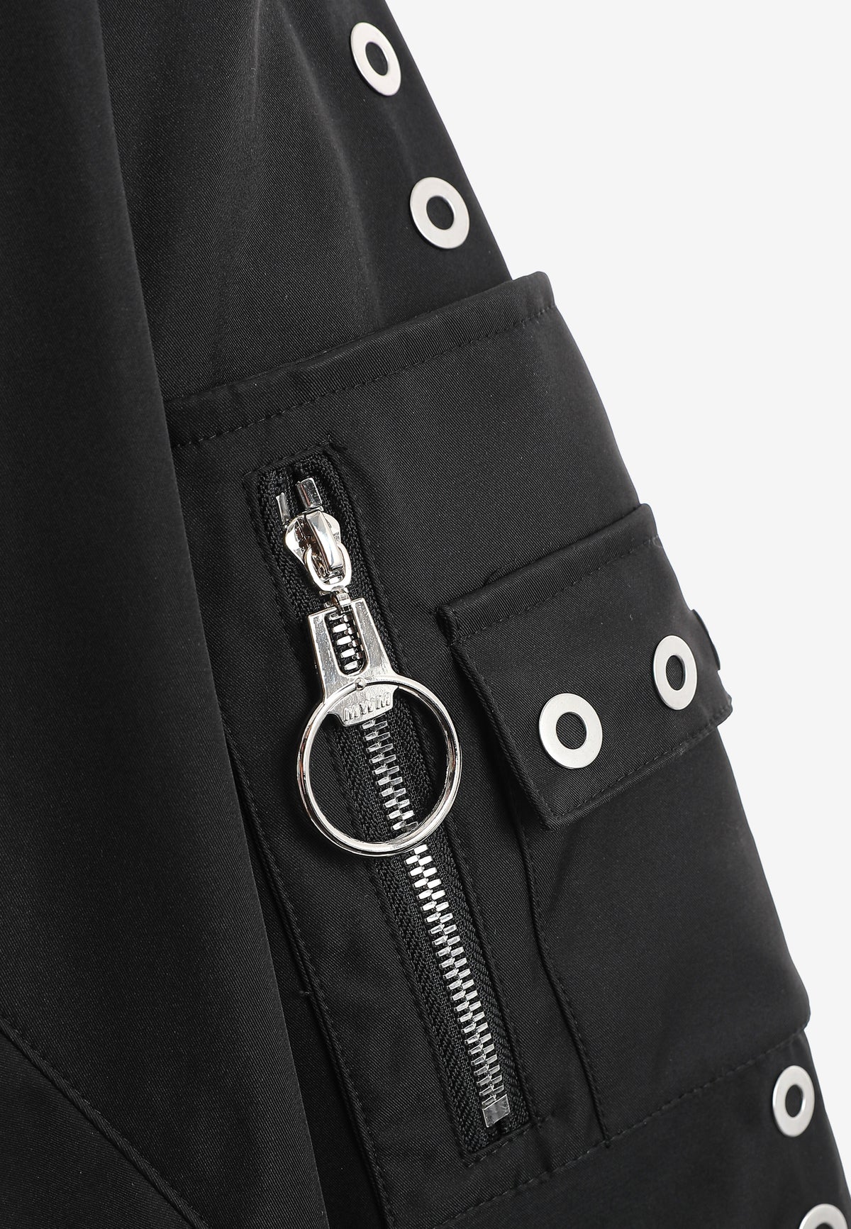 Chaqueta bomber Vanguard Dogs de doble capa con capucha y tachuelas | MWM [PS_COLORS:BLACK]