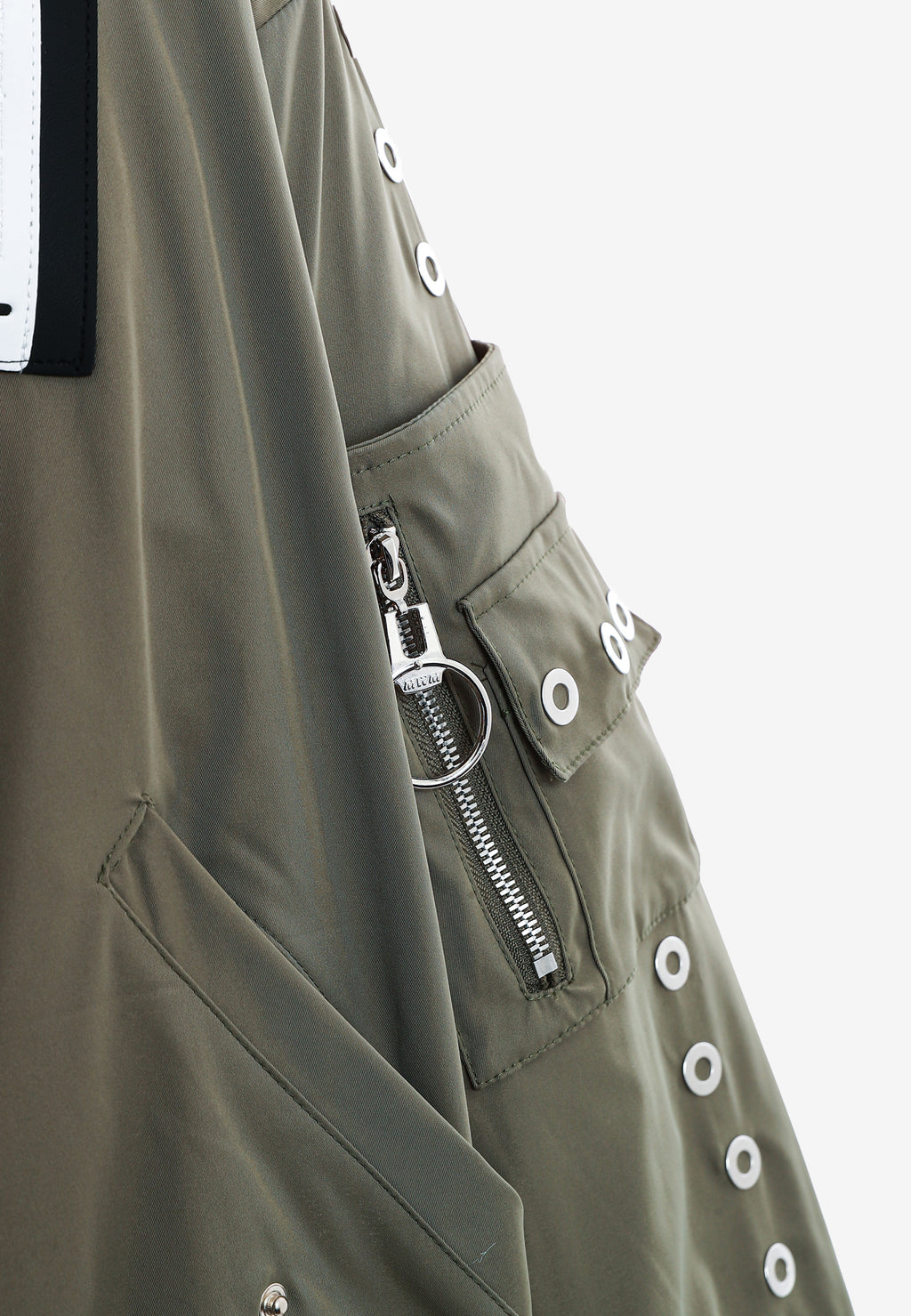 Chaqueta bomber Vanguard Dogs de doble capa con capucha y tachuelas | MWM [PS_COLORS:GREEN]