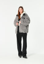 Chaqueta reversible TEDDY de corte relajado con pelo texturizado y parche Mike Bag | MWM [PS_COLORS:GREY]