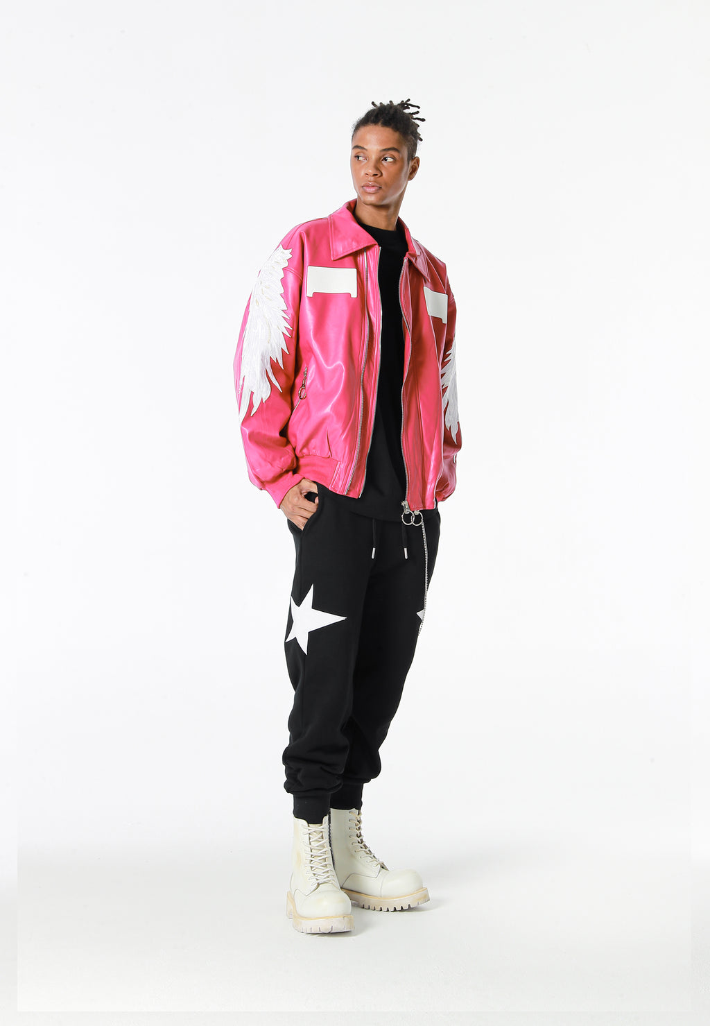 Chaqueta bomber Wings efecto piel con alas en mangas y espalda y forro de pelo extraíble | MWM [PS_COLORS:FUCHSIA]