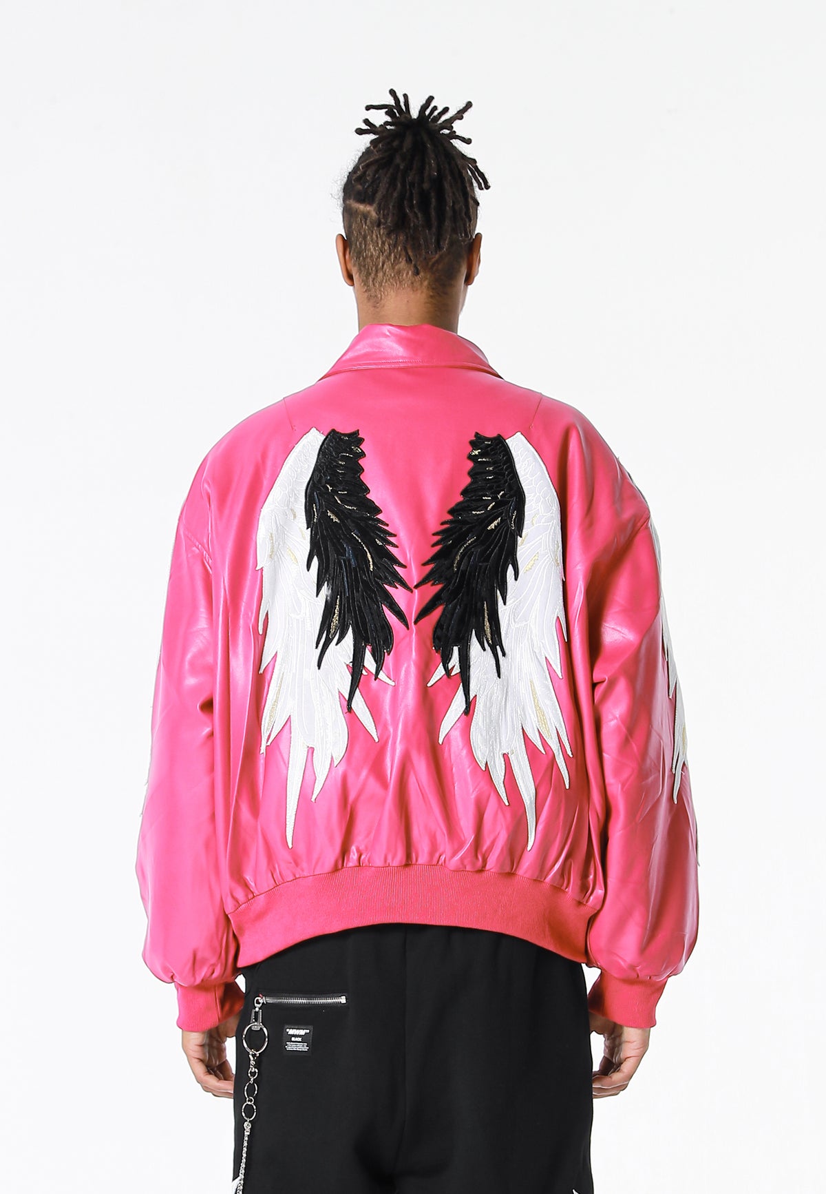 Chaqueta bomber Wings efecto piel con alas en mangas y espalda y forro de pelo extraíble | MWM [PS_COLORS:FUCHSIA]