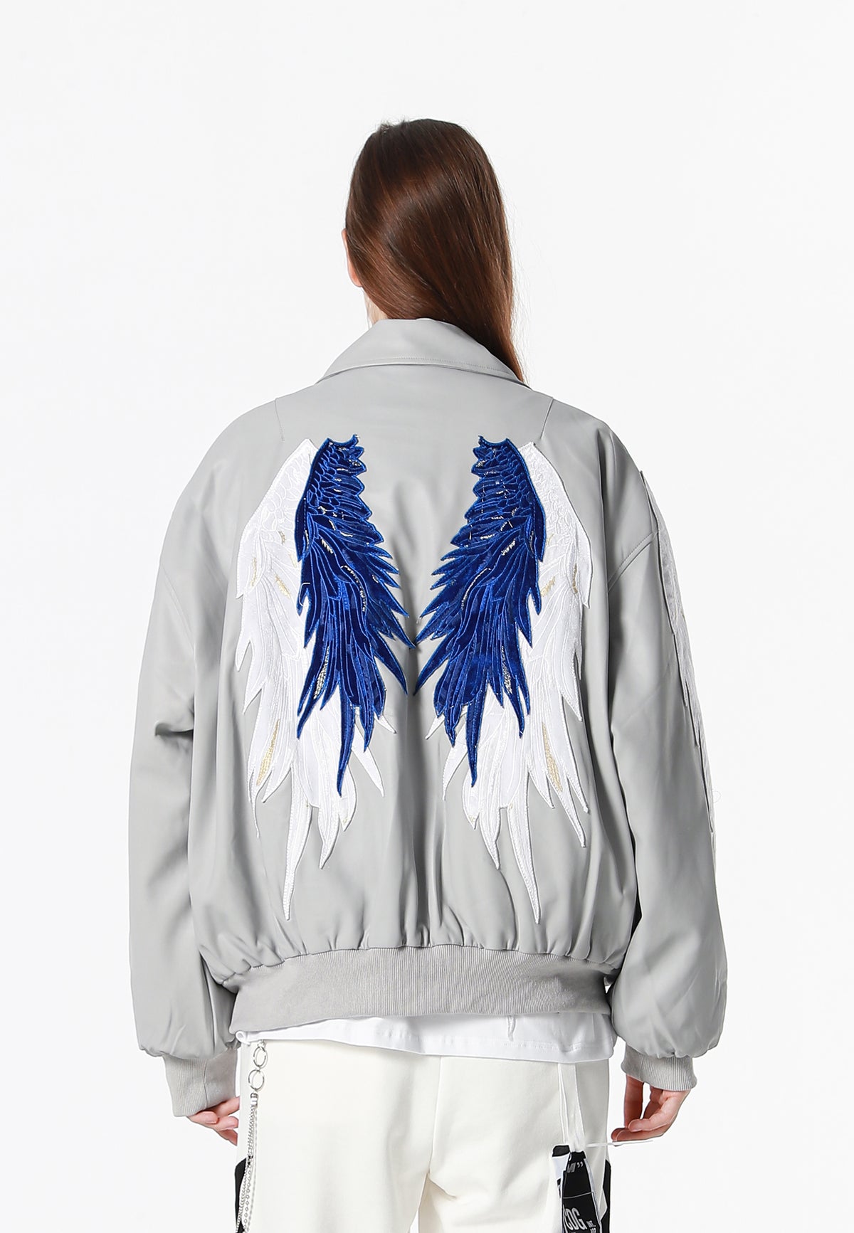 Chaqueta bomber Wings efecto piel con alas en mangas y espalda y forro de pelo extraíble | MWM [PS_COLORS:GREY]