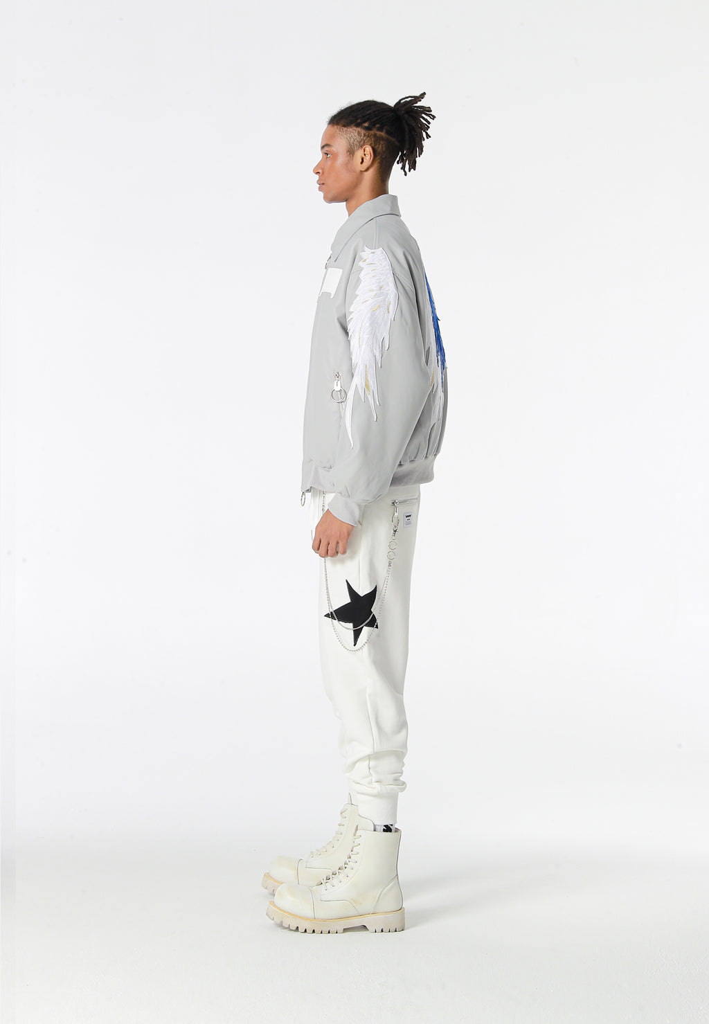 Chaqueta bomber Wings efecto piel con alas en mangas y espalda y forro de pelo extraíble | MWM [PS_COLORS:GREY]