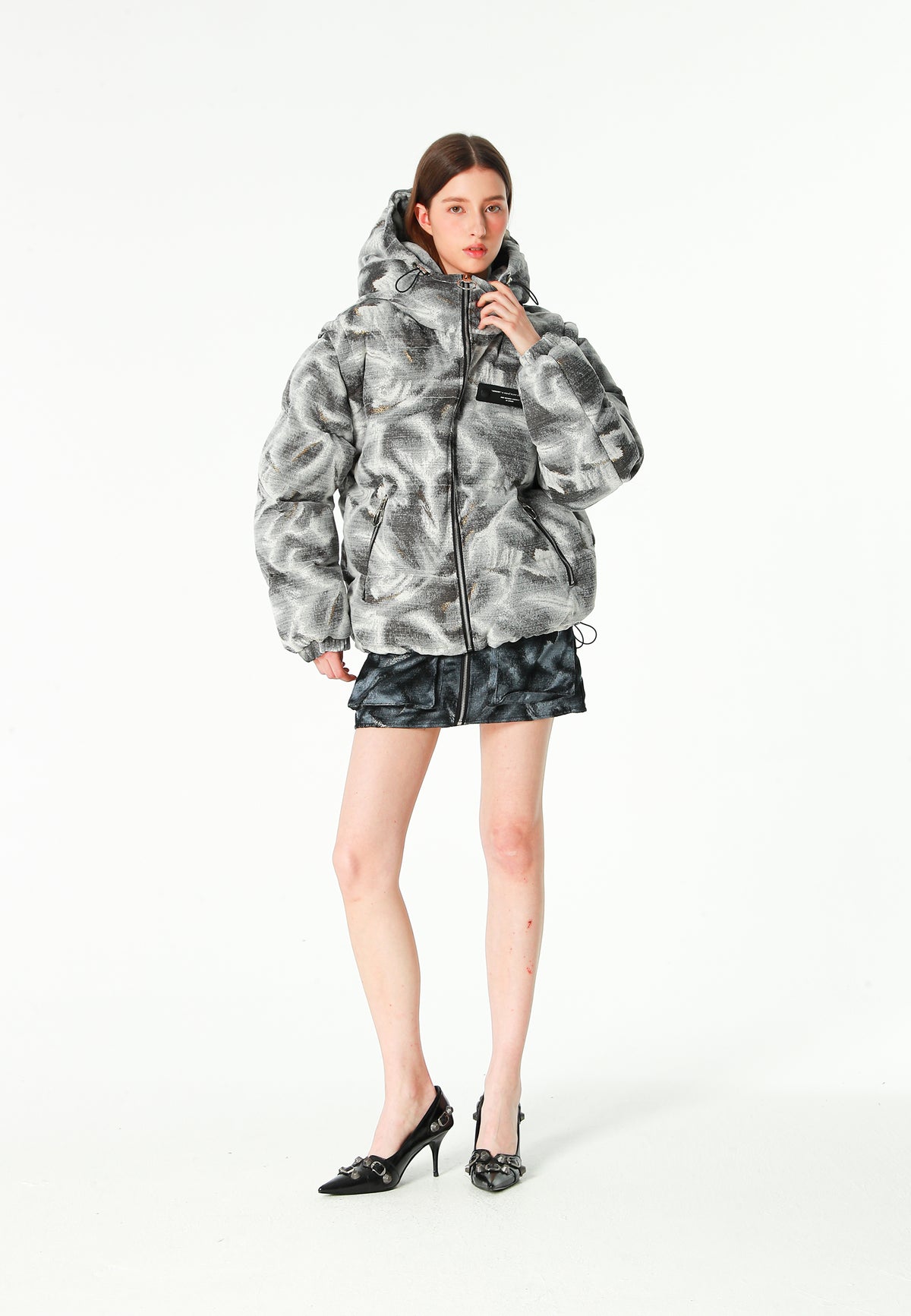 Abrigo puffer jacquard de chenilla con brillo, capucha y mangas desmontables | MWM [PS_COLORS:GREY]