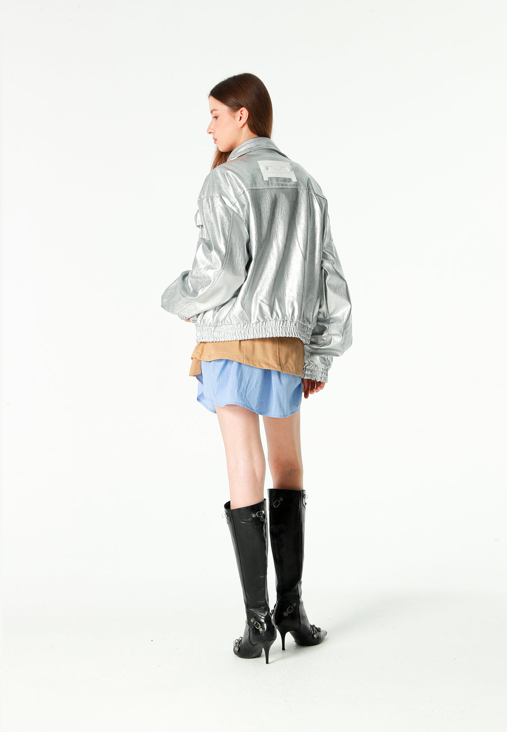 Chaqueta corta efecto piel con bolsillos en relieve | MWM [PS_COLORS:SILVER]