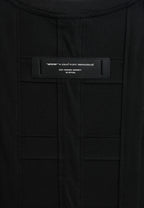 Camiseta de corte relajado con diseño entrelazado y tachuelas en los hombros | MWM [PS_COLORS:BLACK]