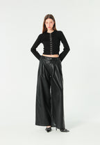 Pantalón de pierna ancha efecto piel con botones metálicos laterales | MWM [PS_COLORS:BLACK]