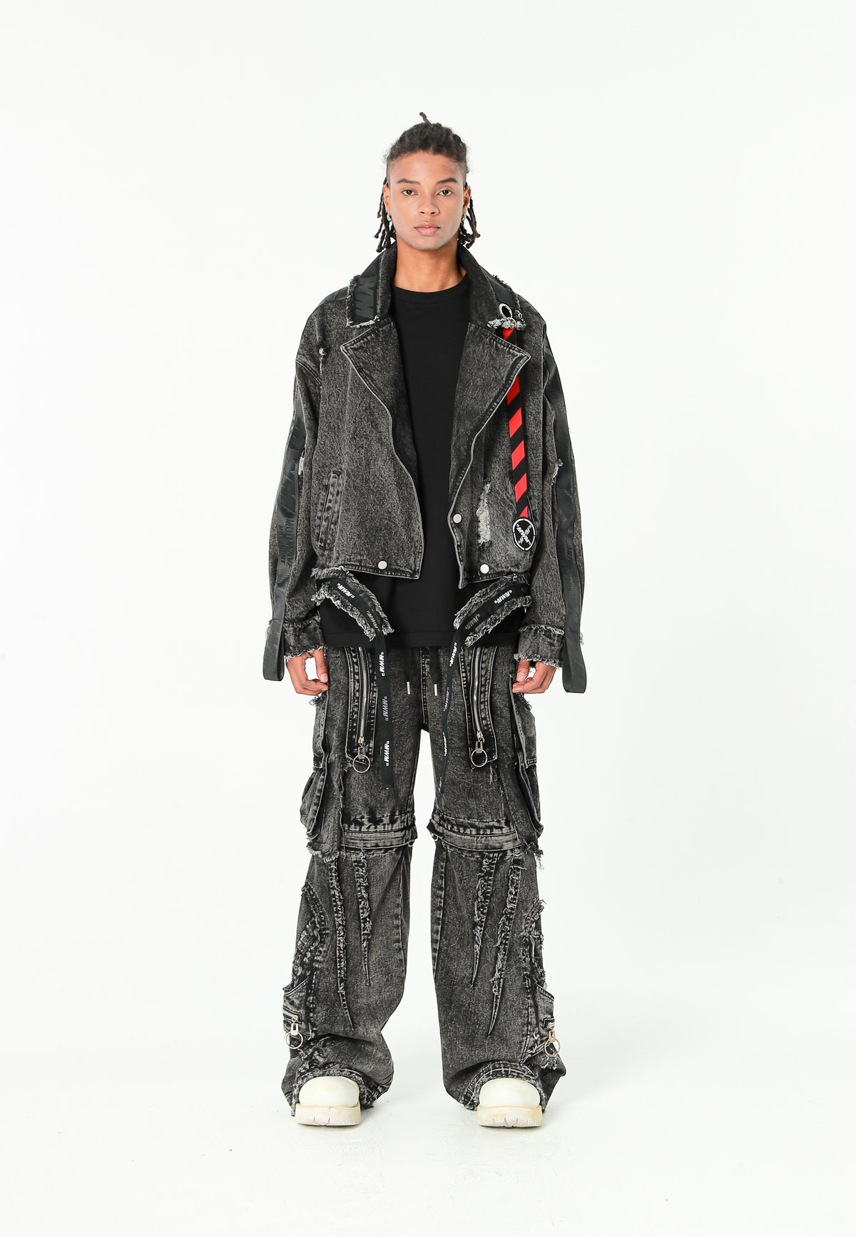 Chaqueta vaquera distressed con cintas MWM | MWM [PS_COLORS:BLACK]