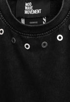 Camiseta Vanguard Dogs de corte regular con tachuelas en cuello y hombros | MWM [PS_COLORS:BLACK]
