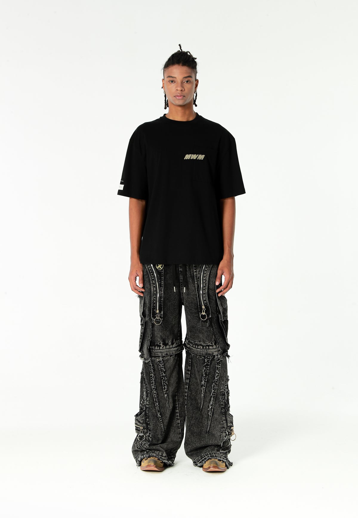 Camiseta oversize Vanguard Dogs Faces con print de bulldog en la espalda | MWM [PS_COLORS:BLACK]