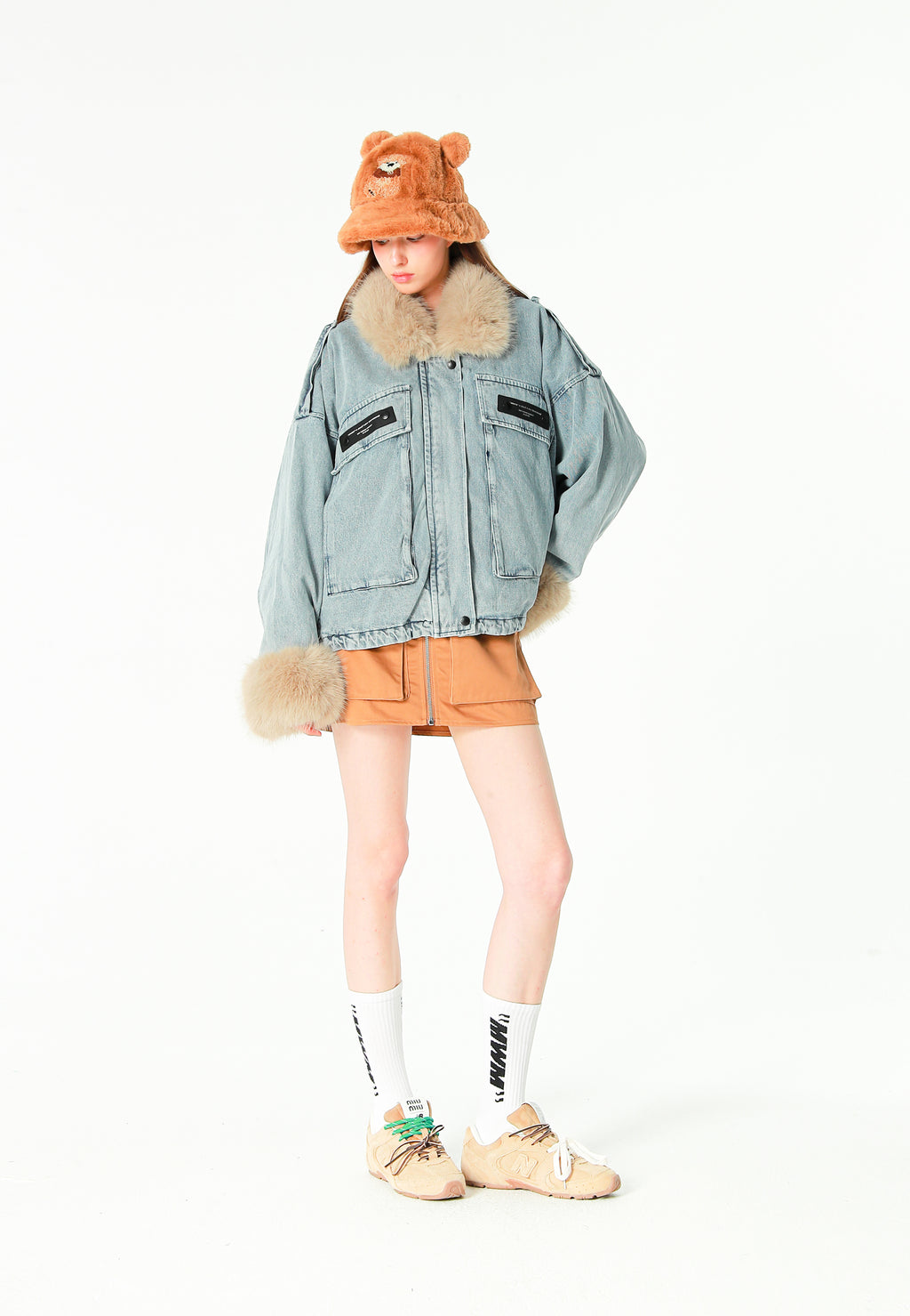 Chaqueta vaquera de mujer con cuello y puños de pelo | MWM [PS_COLORS:BLUE]