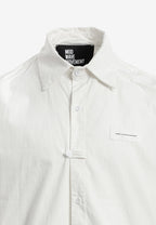 Camisa TEDDY corta con bolsillos laterales, cierre chino y parche Teddy en la espalda | MWM [PS_COLORS:WHITE]