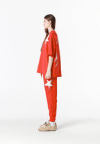 Camiseta Wings de corte relajado con estrellas frontales y doble parche de alas en la espalda | MWM [PS_COLORS:RED]
