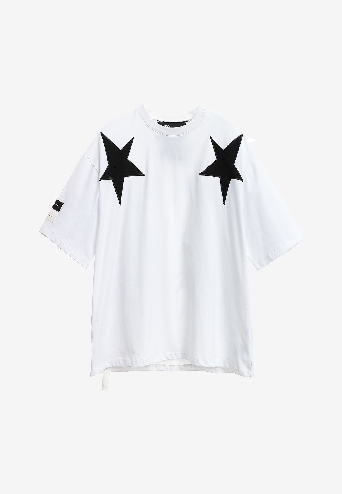 Camiseta Wings de corte relajado con estrellas frontales y doble parche de alas en la espalda | MWM [PS_COLORS:WHITE]