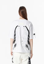 Camiseta Wings de corte relajado con estrellas frontales y doble parche de alas en la espalda | MWM [PS_COLORS:WHITE]