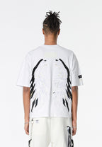 Camiseta Wings de corte relajado con estrellas frontales y doble parche de alas en la espalda | MWM [PS_COLORS:WHITE]