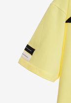 Camiseta Wings de corte relajado con estrellas frontales y doble parche de alas en la espalda | MWM [PS_COLORS:YELLOW]