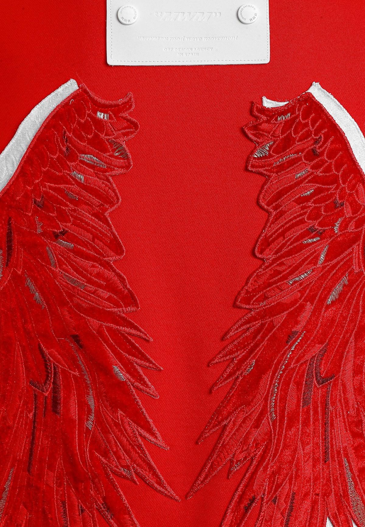 Sudadera de niño Wings de corte relajado con estrellas frontales y doble parche de alas en la espalda | MWM [PS_COLORS:RED]