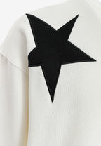 Sudadera de niño Wings de corte relajado con estrellas frontales y doble parche de alas en la espalda | MWM [PS_COLORS:UNASSIGNED]