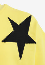 Sudadera de niño Wings de corte relajado con estrellas frontales y doble parche de alas en la espalda | MWM [PS_COLORS:UNASSIGNED]