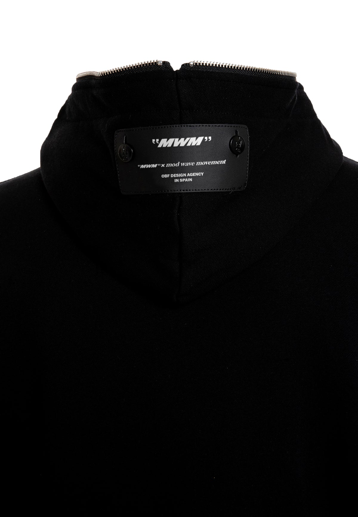 Sudadera con capucha de alas bordadas | MWM