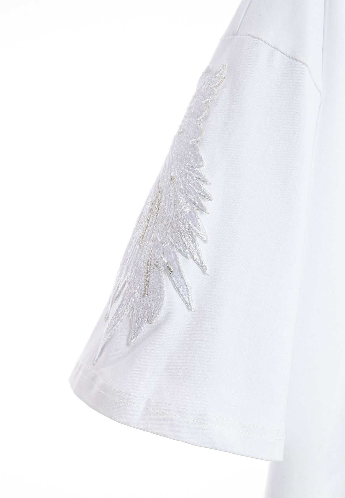 Camiseta de alas bordadas | MWM