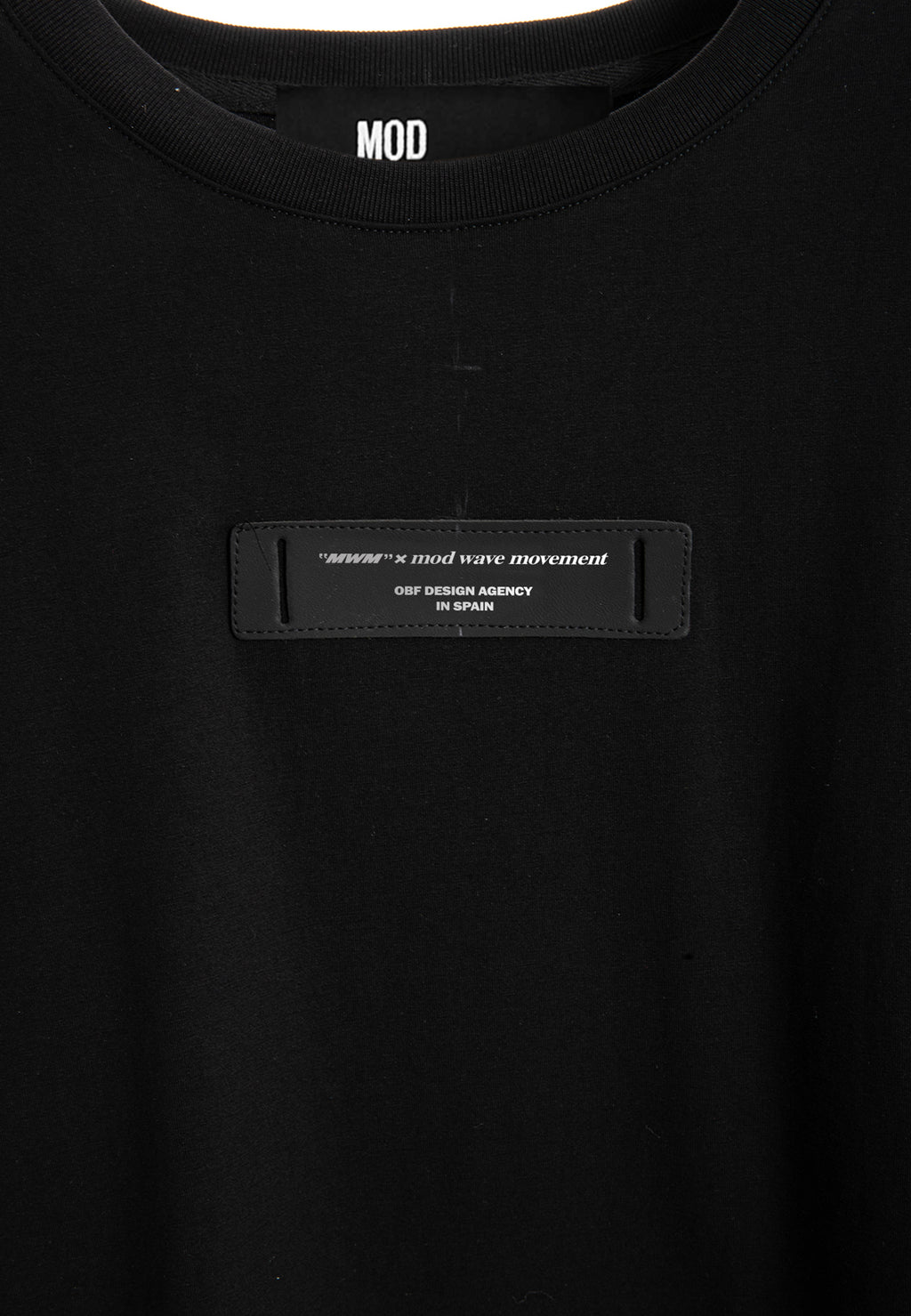 Camiseta de alas bordadas | MWM