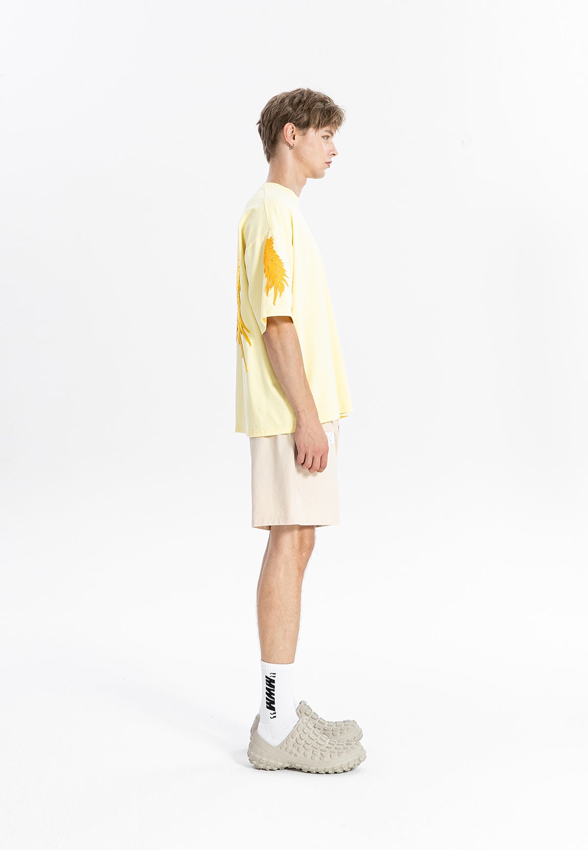 Camiseta de alas bordadas | MWM