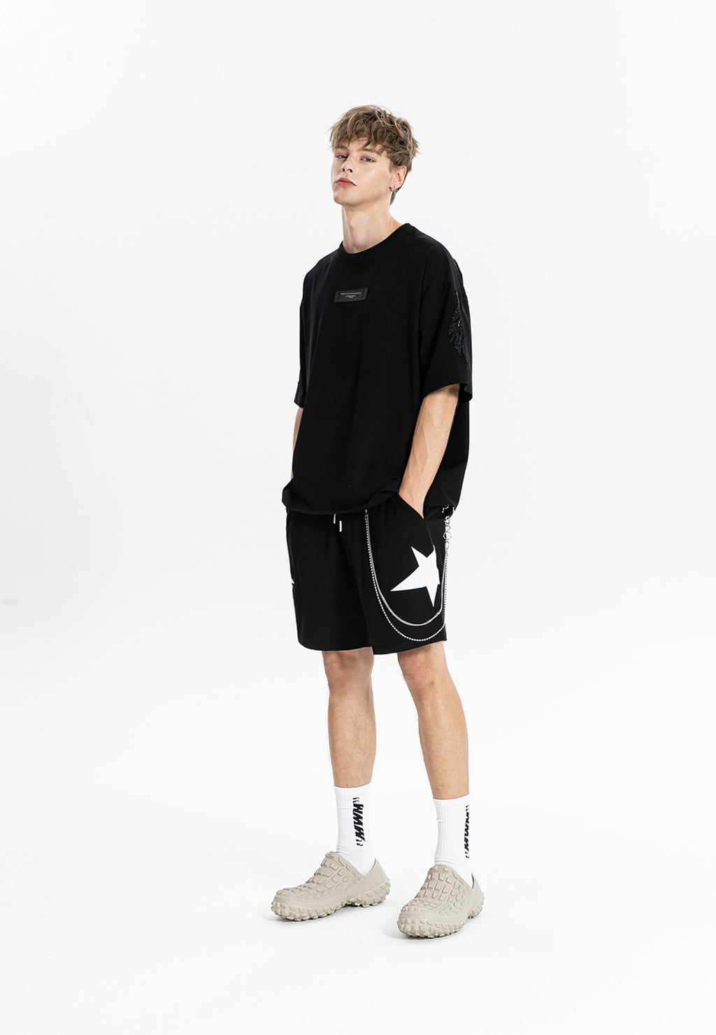 Camiseta de alas bordadas | MWM
