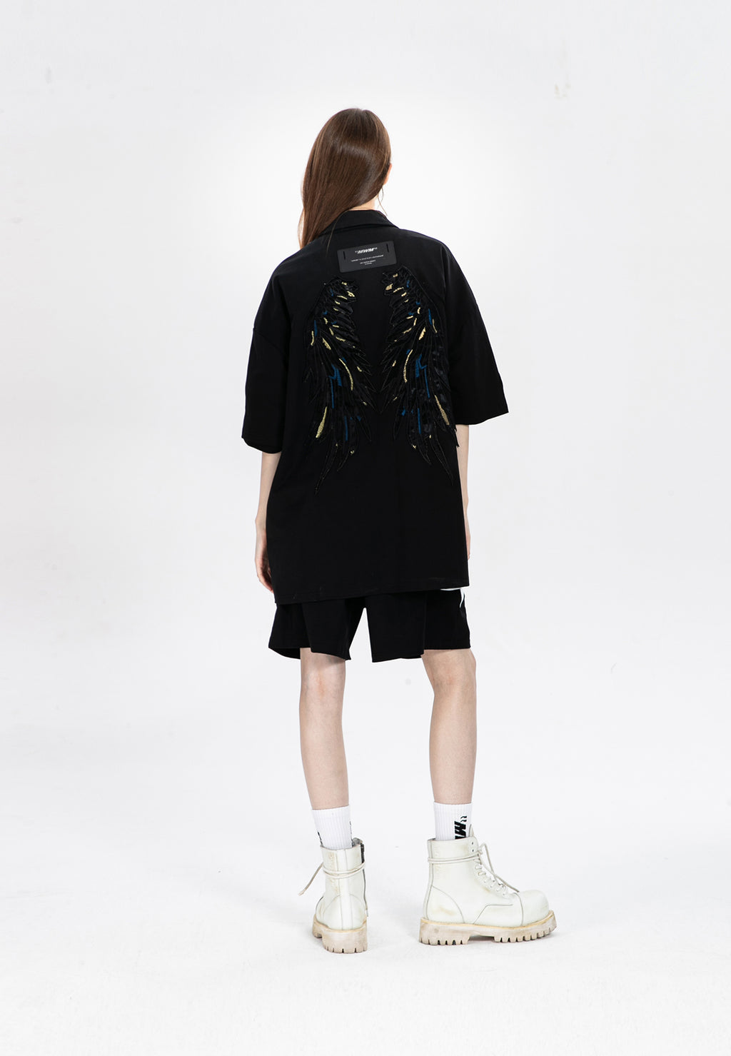 Bermuda Wings con Estrellas y Cadena | MWM