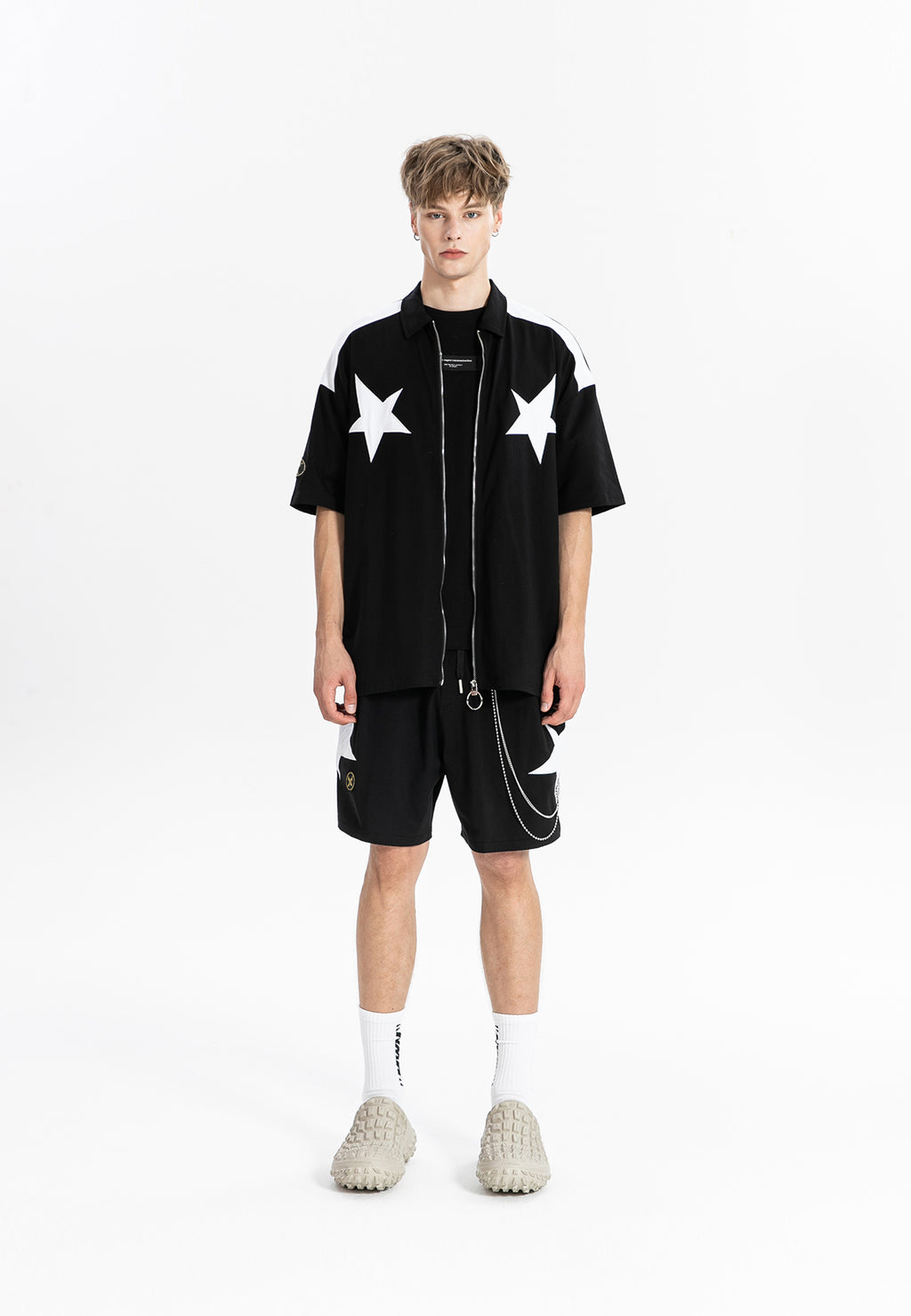 Chaqueta con estrellas y alas bordadas | MWM