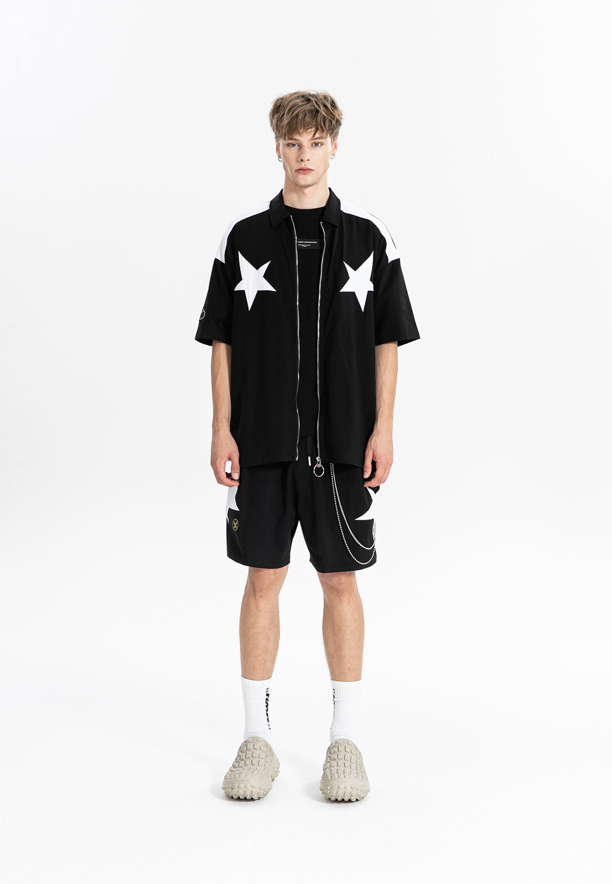 Chaqueta con estrellas y alas bordadas | MWM