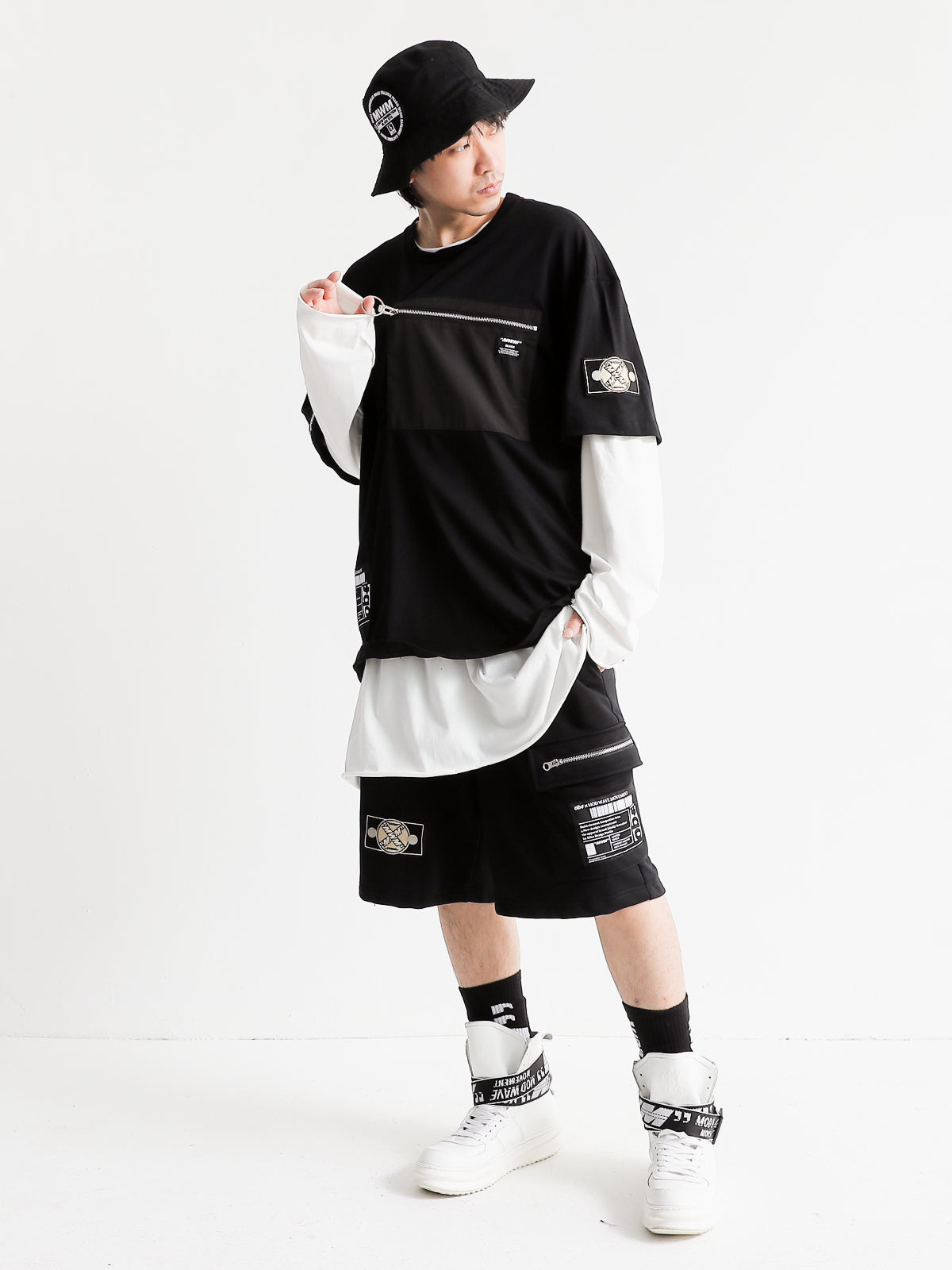 BASIC SHORTS