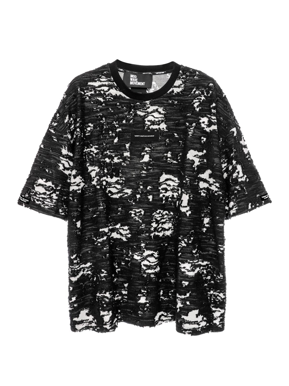 TEXTURED T-SHIRT