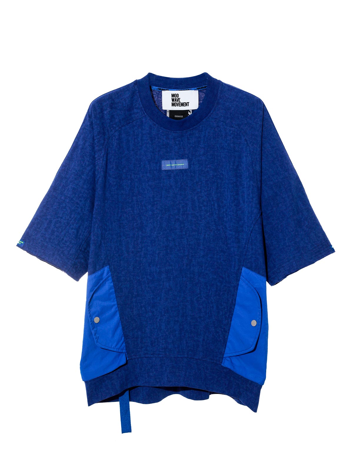 T-SHIRT WITH SIDE POCKETS