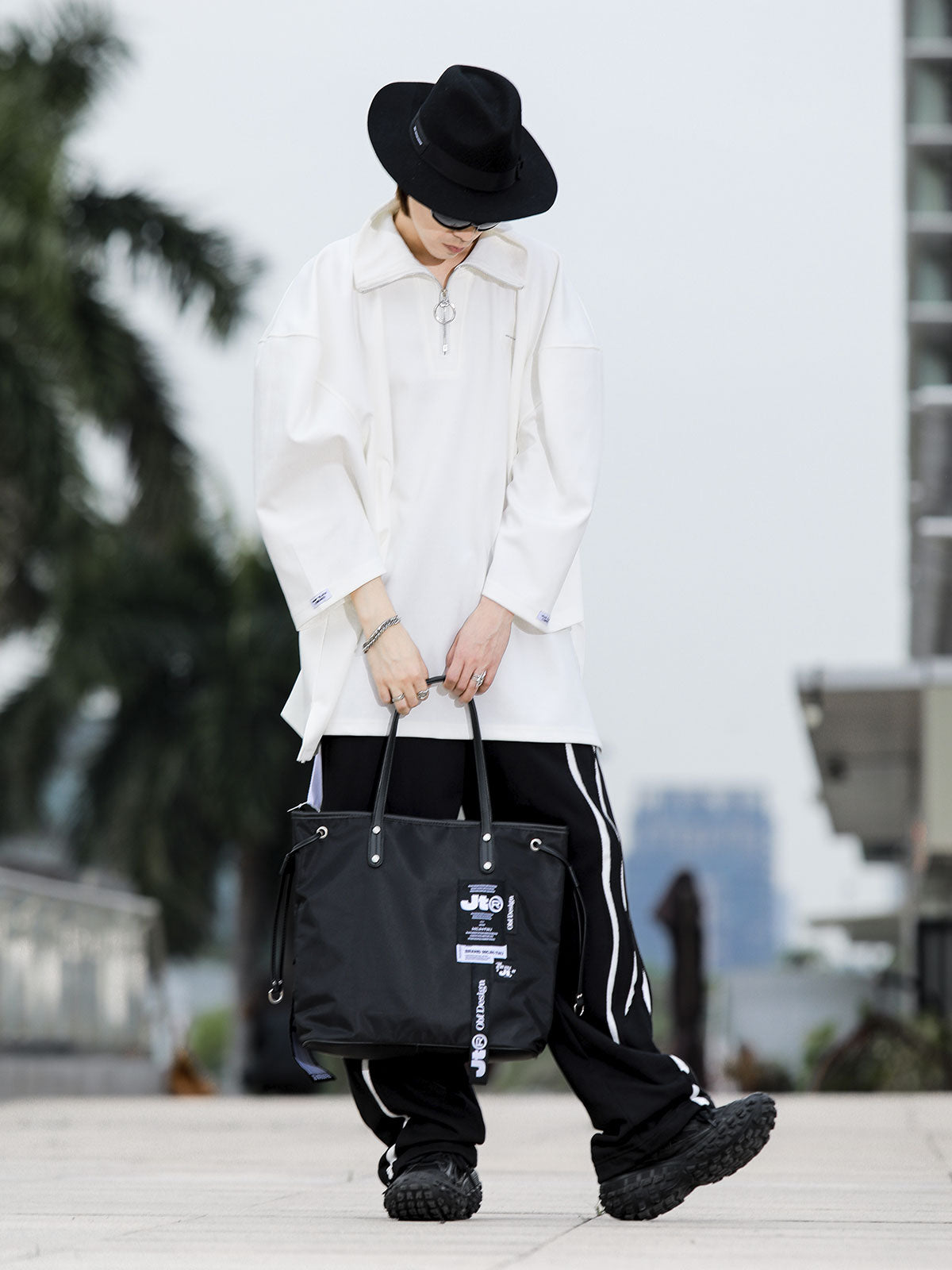 SUDADERA OVERSIZE