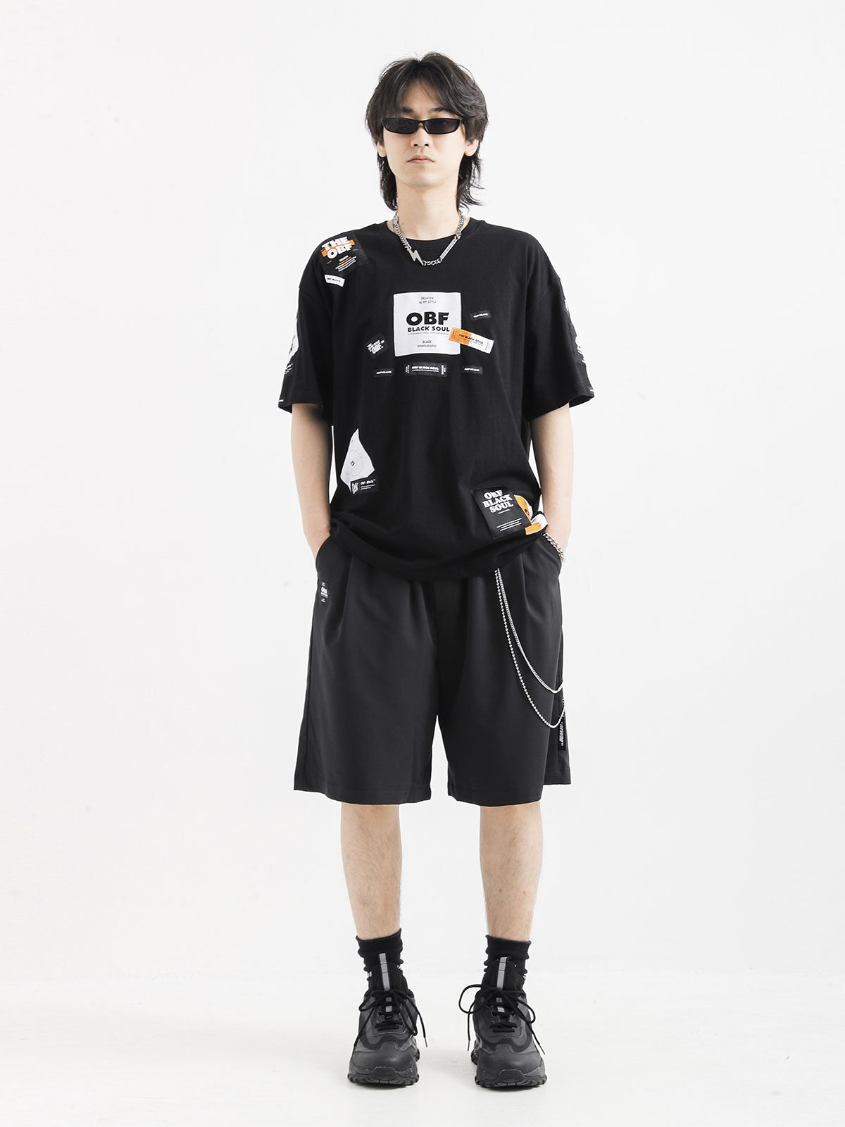 BERMUDA SHORTS WITH CHAIN MWM