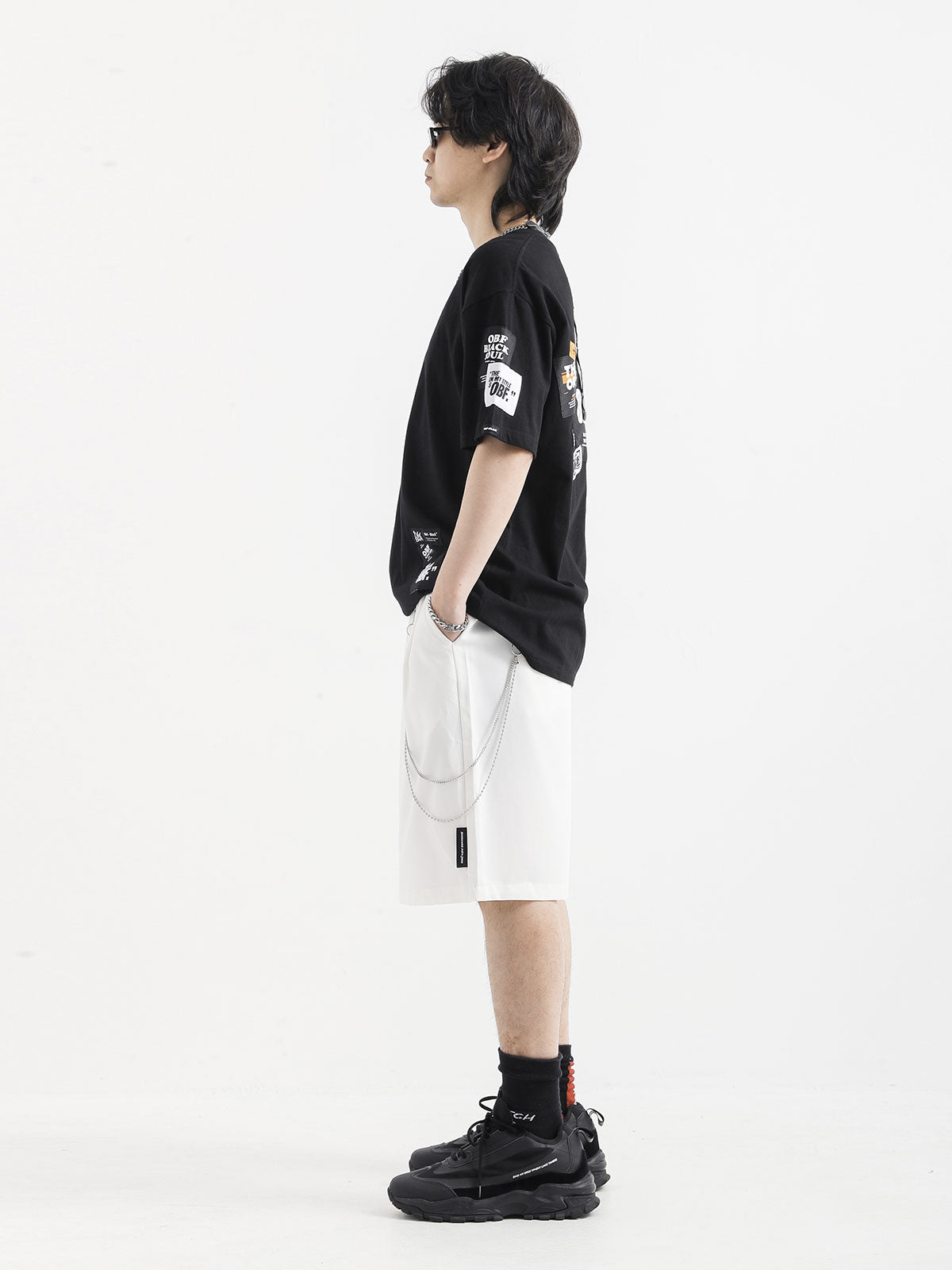 BERMUDA SHORTS WITH CHAIN MWM