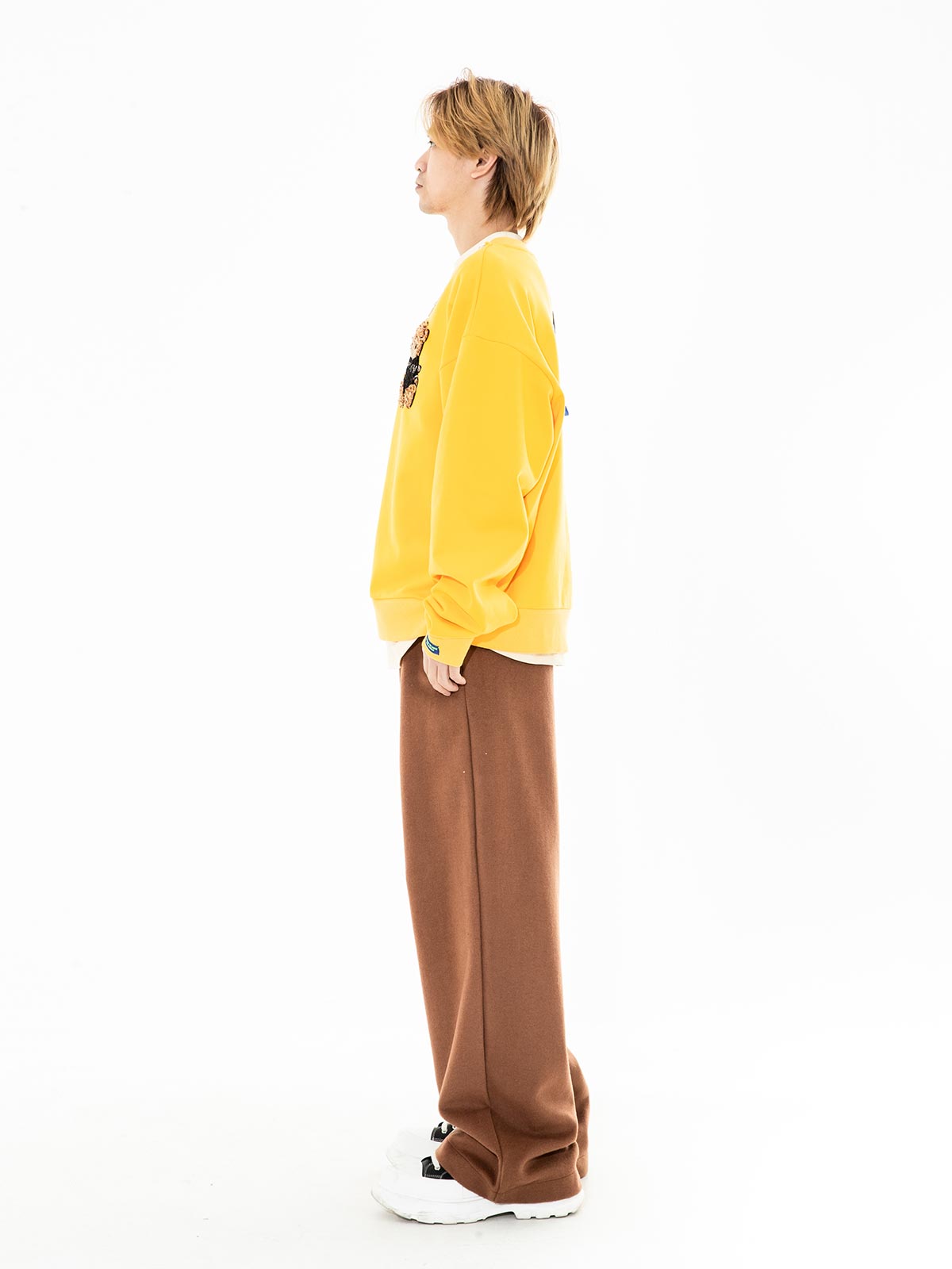 LOOSE TROUSERS