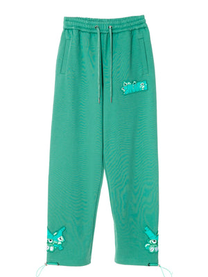 GREEN