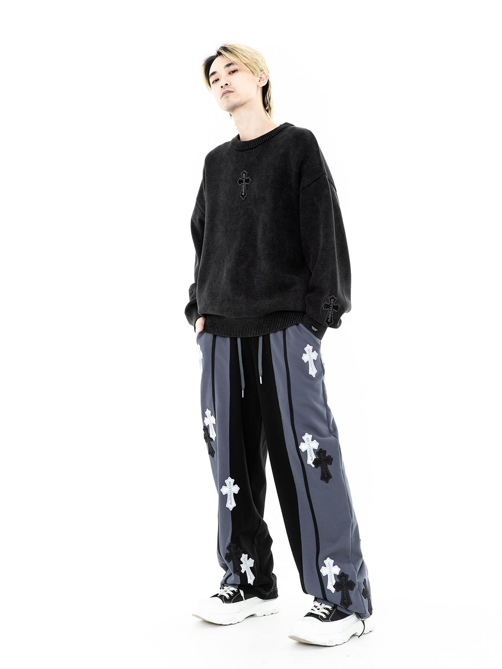 NESTCRACK SWEATER